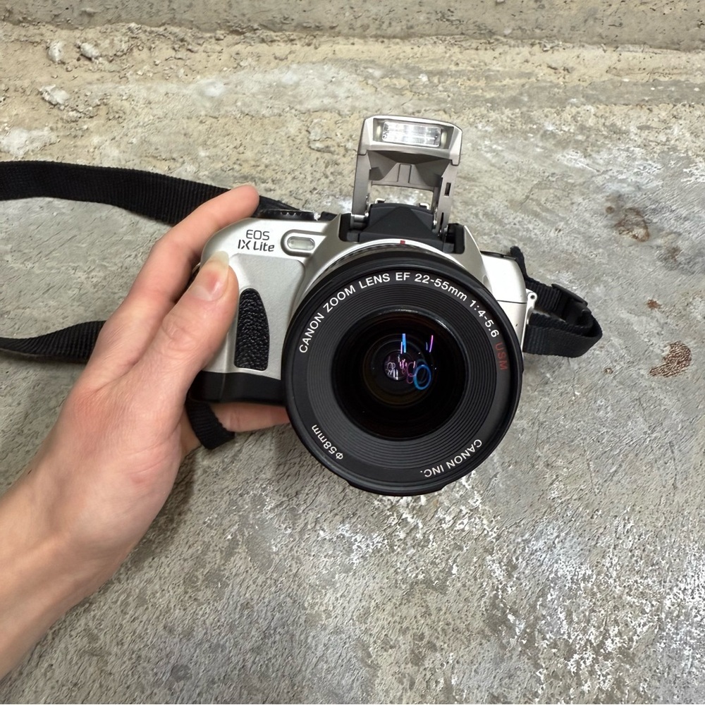 Canon EOS IX Lite APS Film Camera Kit w Speedlite Flash Tested Bundle - Picture 3 of 9
